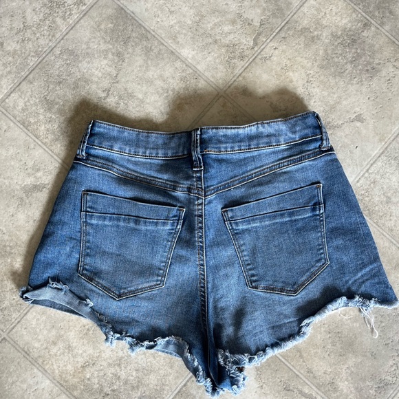 Rewash Vintage Style Denim Shorts - Picture 3 of 3